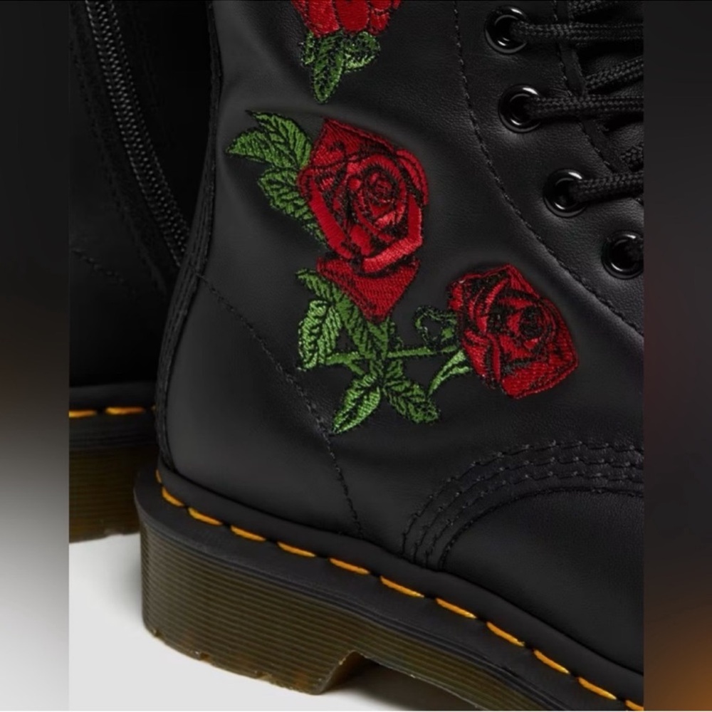 NEW Dr Martens 1914 Vonda Leather Mid Calf Boots
Black Softy T Floral Size 6 - Picture 6 of 15